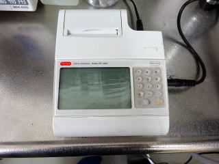 尿分析機写真
